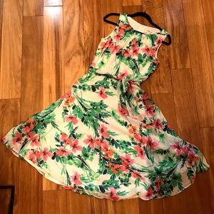 Eliza J Chiffon Dress in Tropical Floral, sz. 8